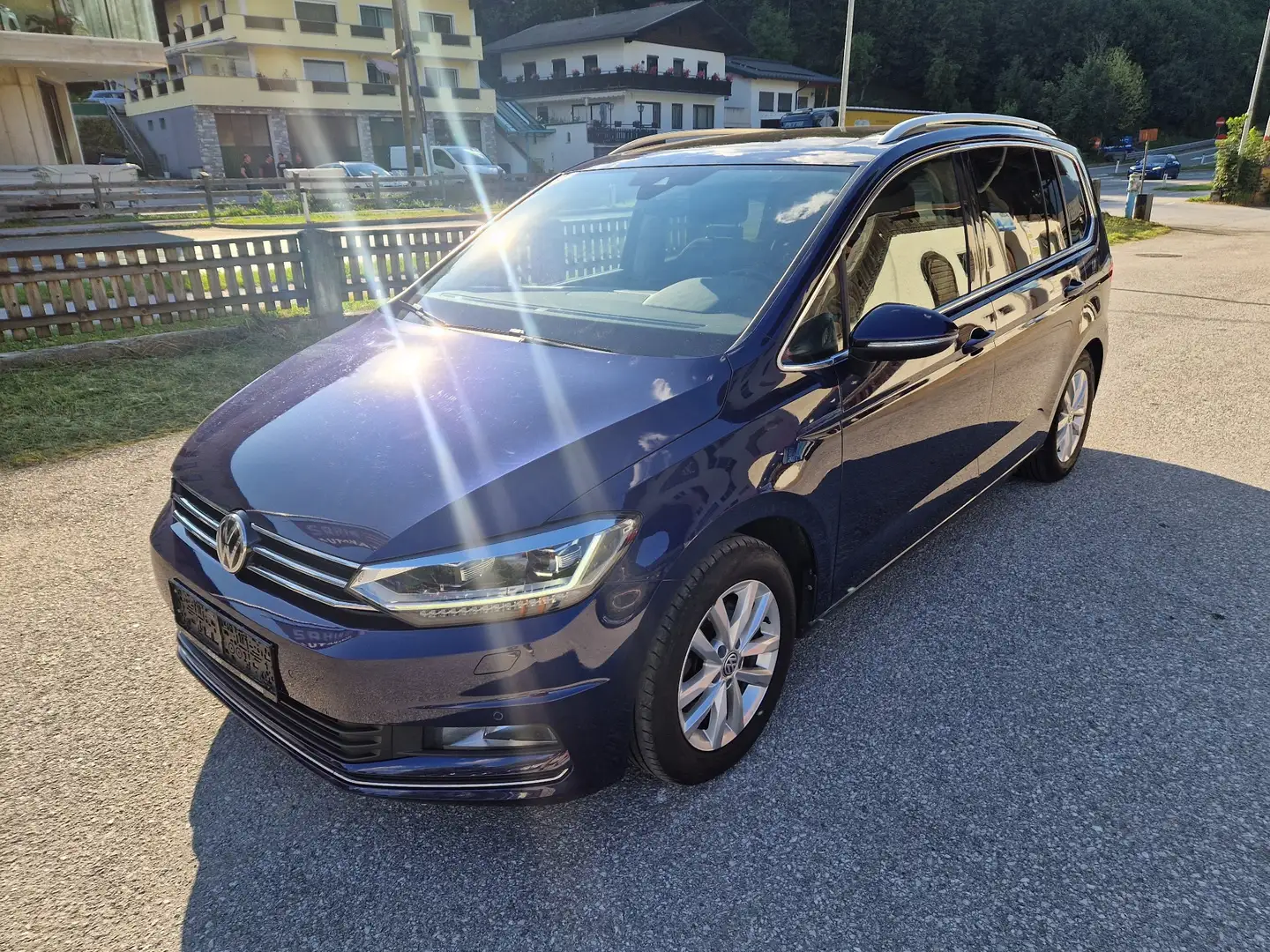 Volkswagen Touran Highline BMT/Start-Stopp Blau - 1