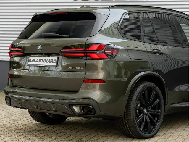 BMW X5 view 12