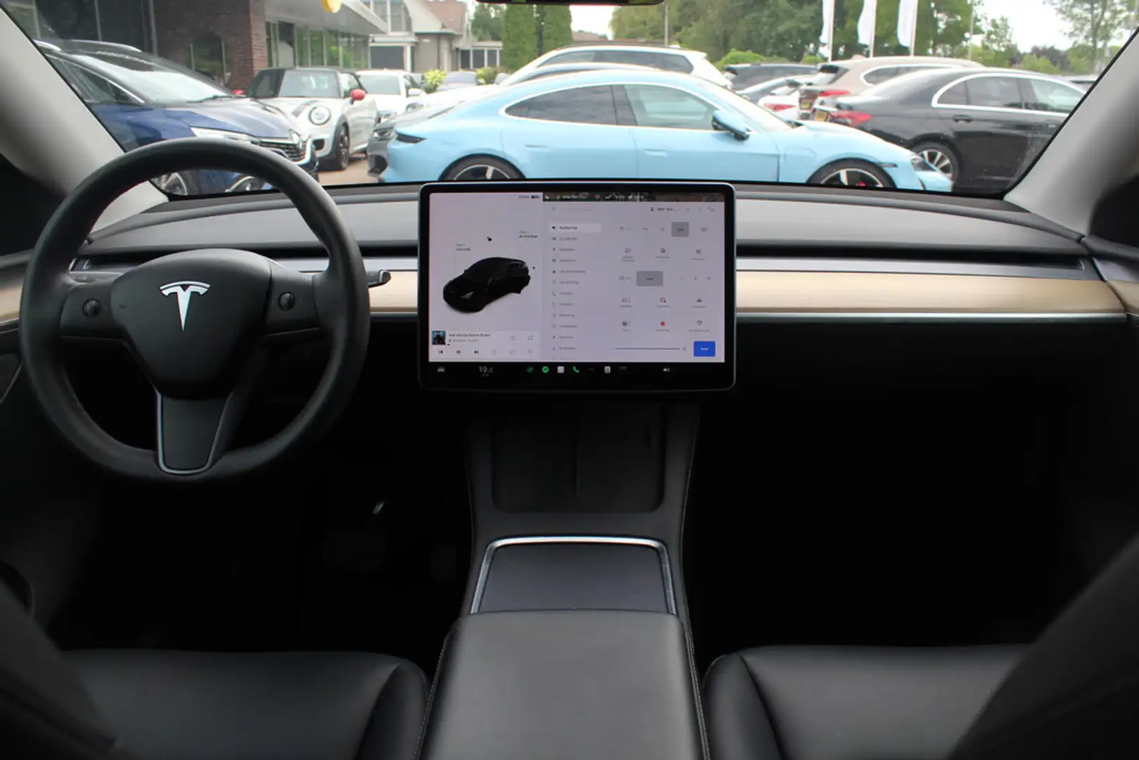 Tesla Model Y Long Range AWD 75 kWh / Autopilot / Panoramadak / Noir - 2
