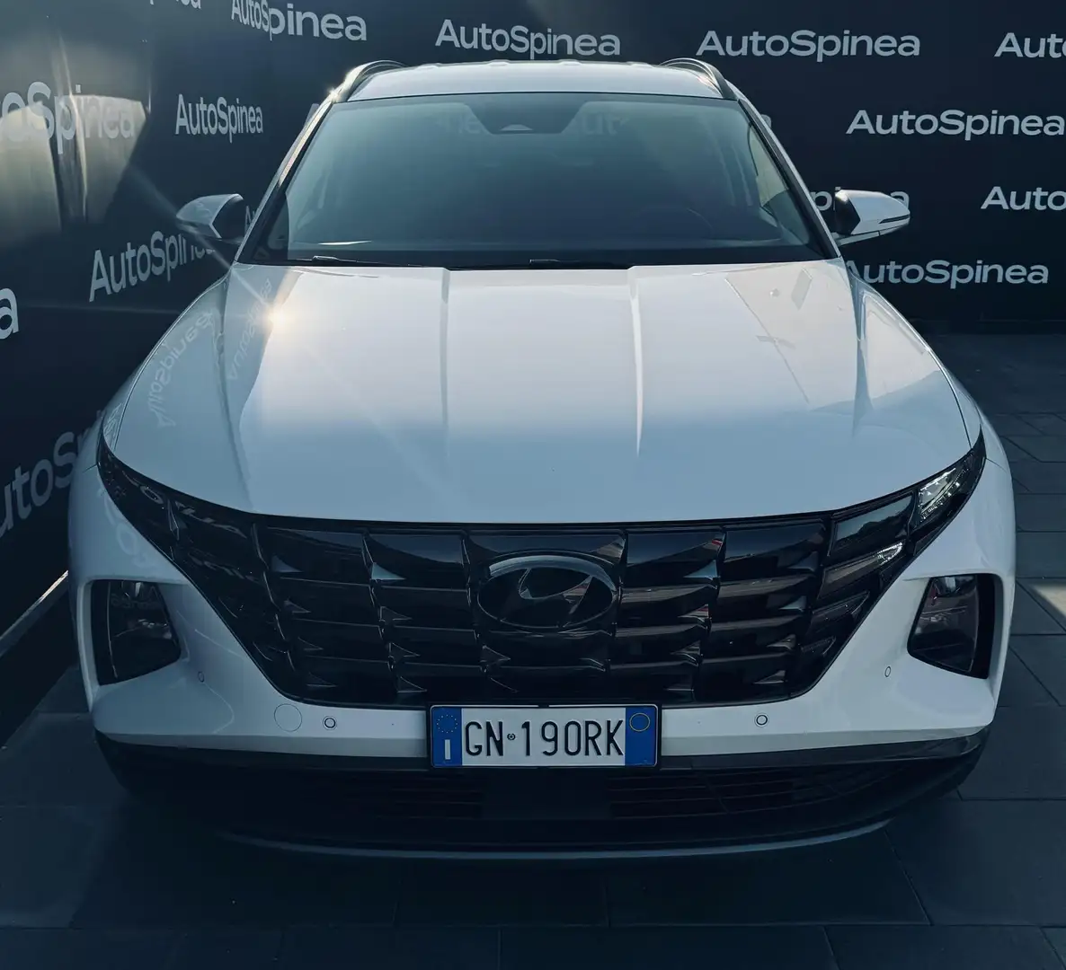 Hyundai TUCSON 1.6 CRDI 48V DCT Exellence Weiß - 2