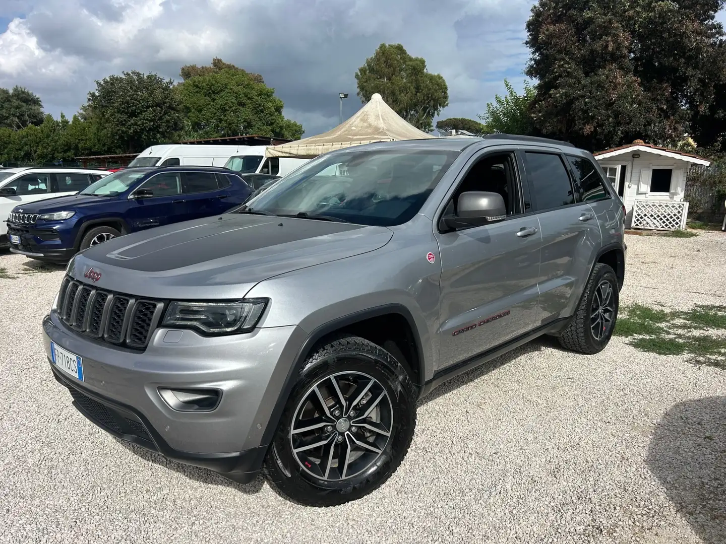 Jeep Grand Cherokee Grand Cherokee 3.0 V6 CRD 250 CV Multijet II Trail Gris - 1