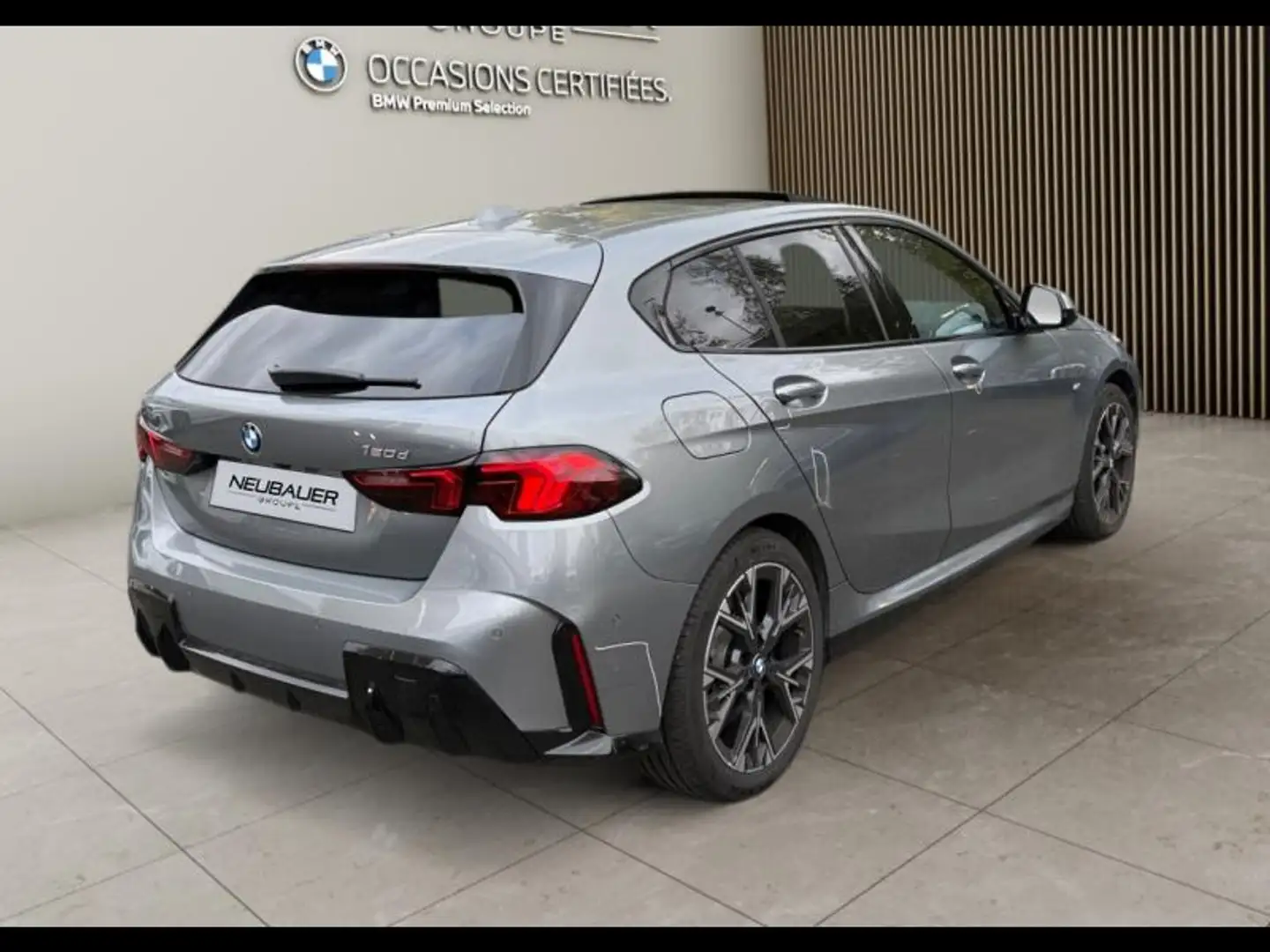 BMW 120 120dA 163ch M Sport DKG7 Gris - 2
