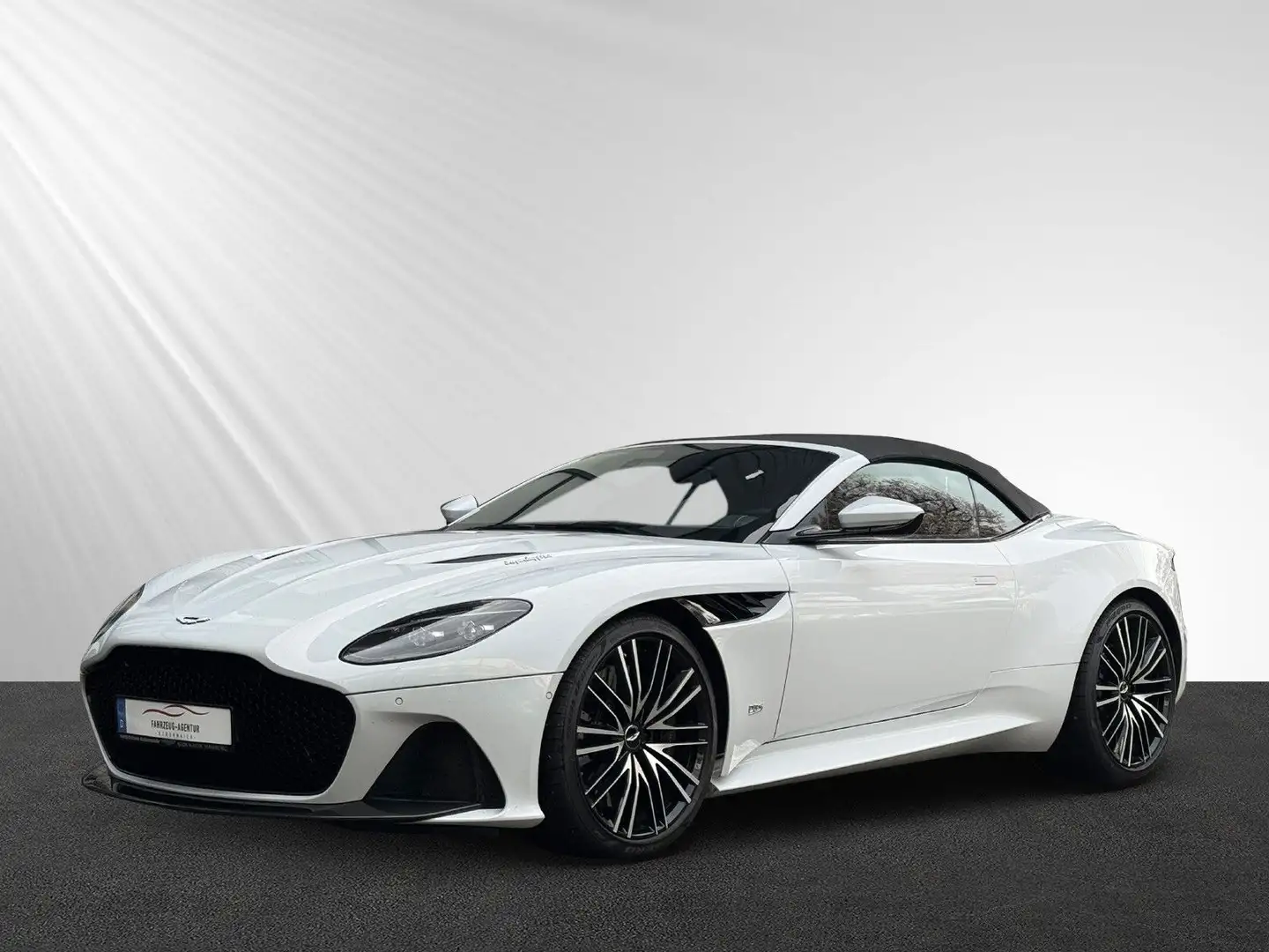 Aston Martin DBS Superleggera Volante/BRD/Beosound/Carbon Weiß - 1