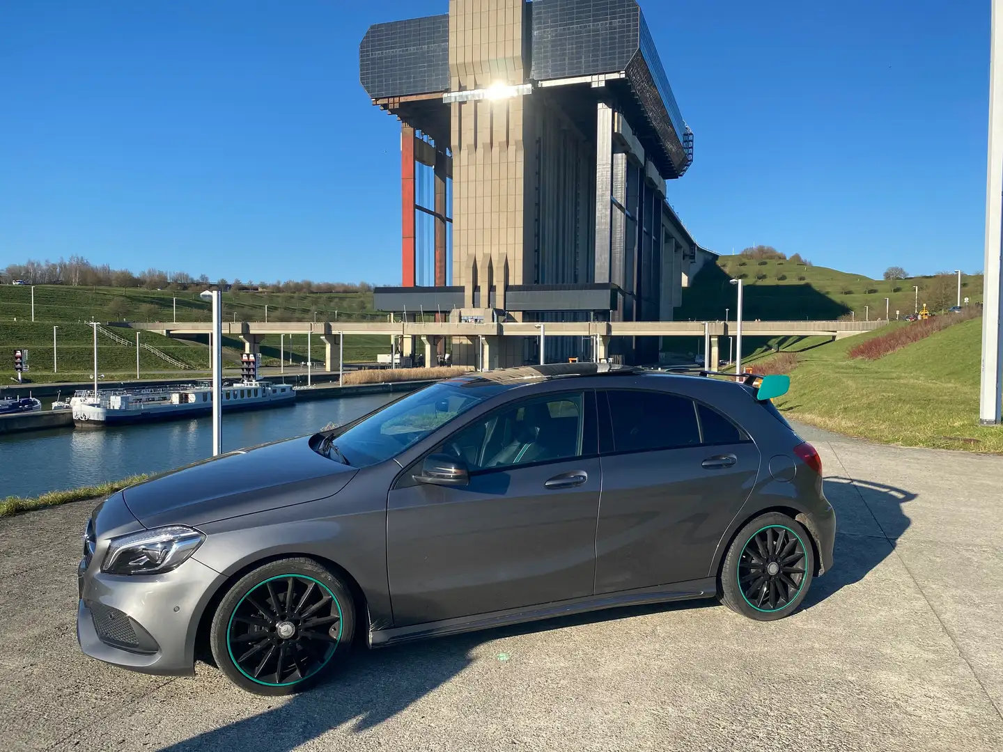 Mercedes-Benz A 200 A 200 d Grijs - 1