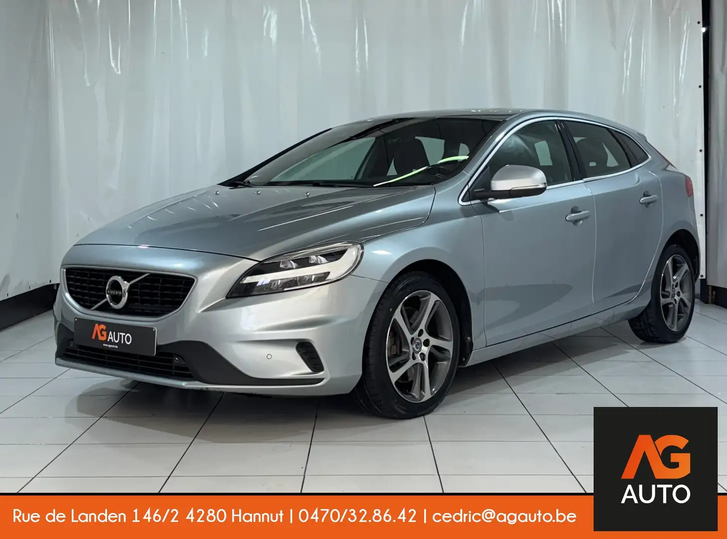 Volvo V40 1.5 T2 * R-Design * LED * Auto * Sièges chauff. Gris - 1