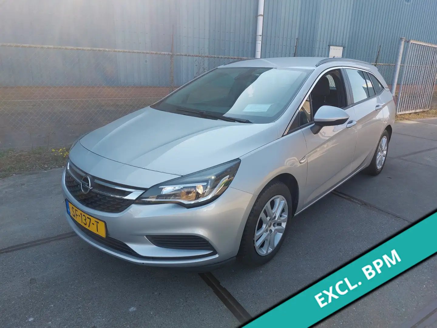 Opel Astra Sports Tourer 1.6 CDTI Business+Airco/Navigatie 3- Zilver - 1