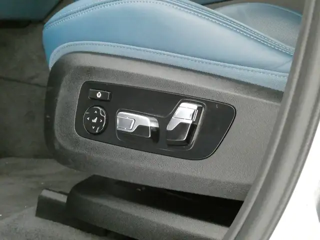 BMW XM 50e Ansicht 10