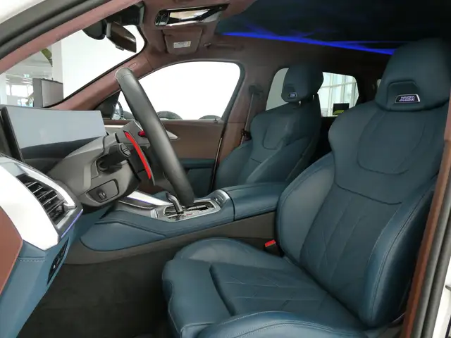 BMW XM 50e Ansicht 9