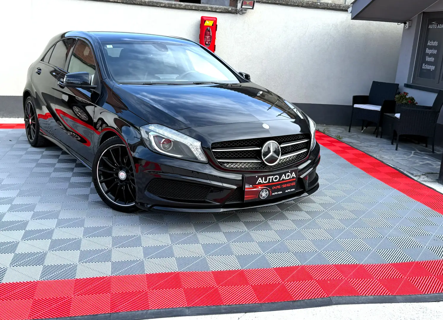 Mercedes-Benz A 180 PACK AMG--SEMI CUIR--AIRCO--GPS--GARANTIE 12 MOIS- Zwart - 1