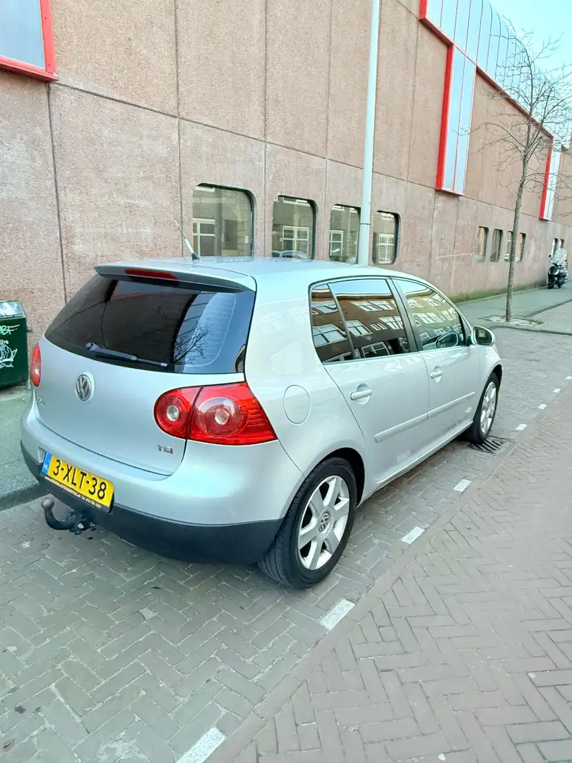 Volkswagen Golf 1.4 TSI Comfortline Grijs - 2