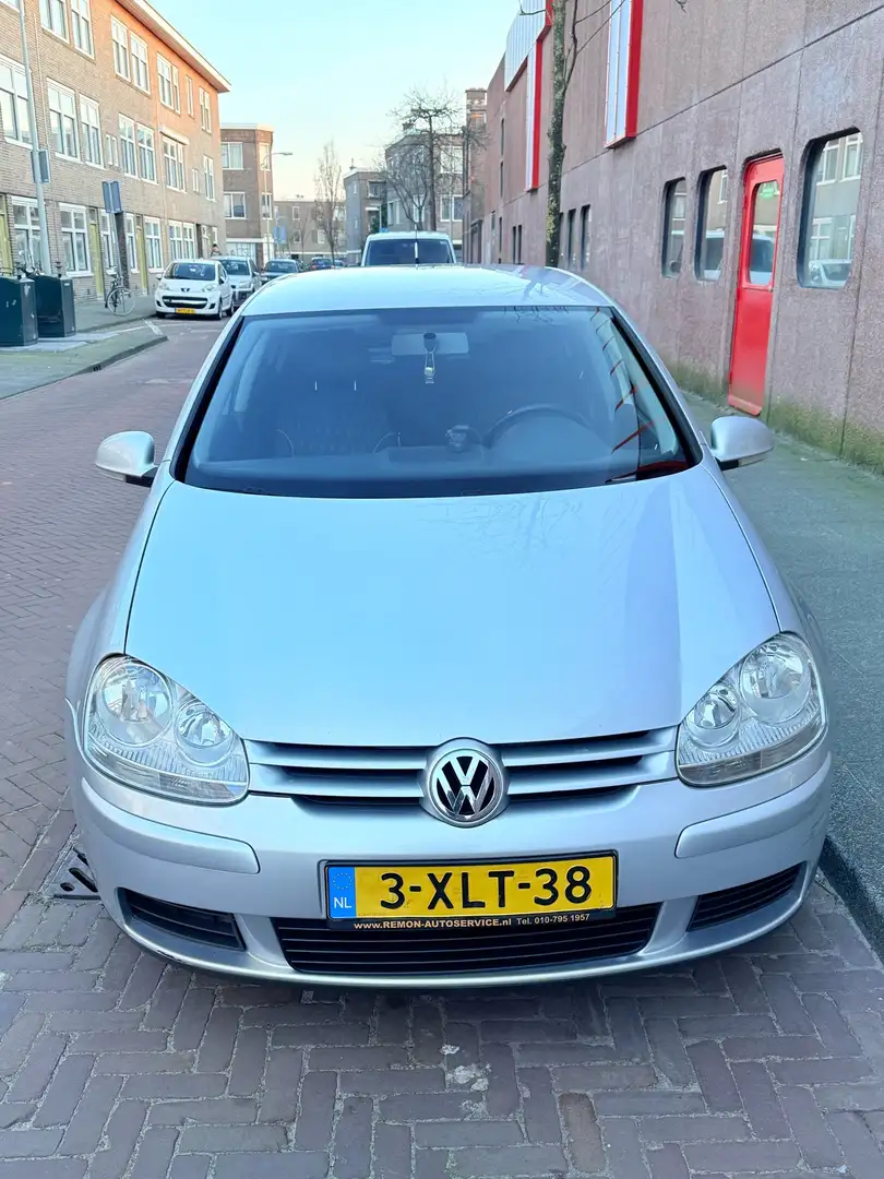 Volkswagen Golf 1.4 TSI Comfortline Grijs - 1