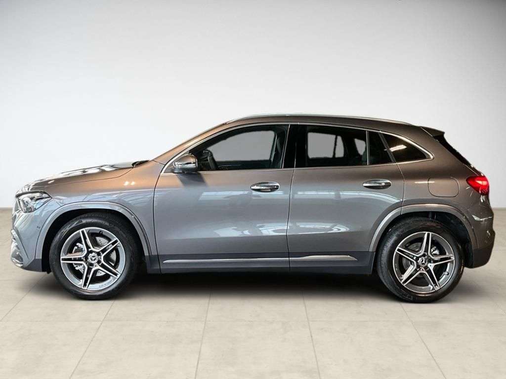 Mercedes-Benz GLA 180