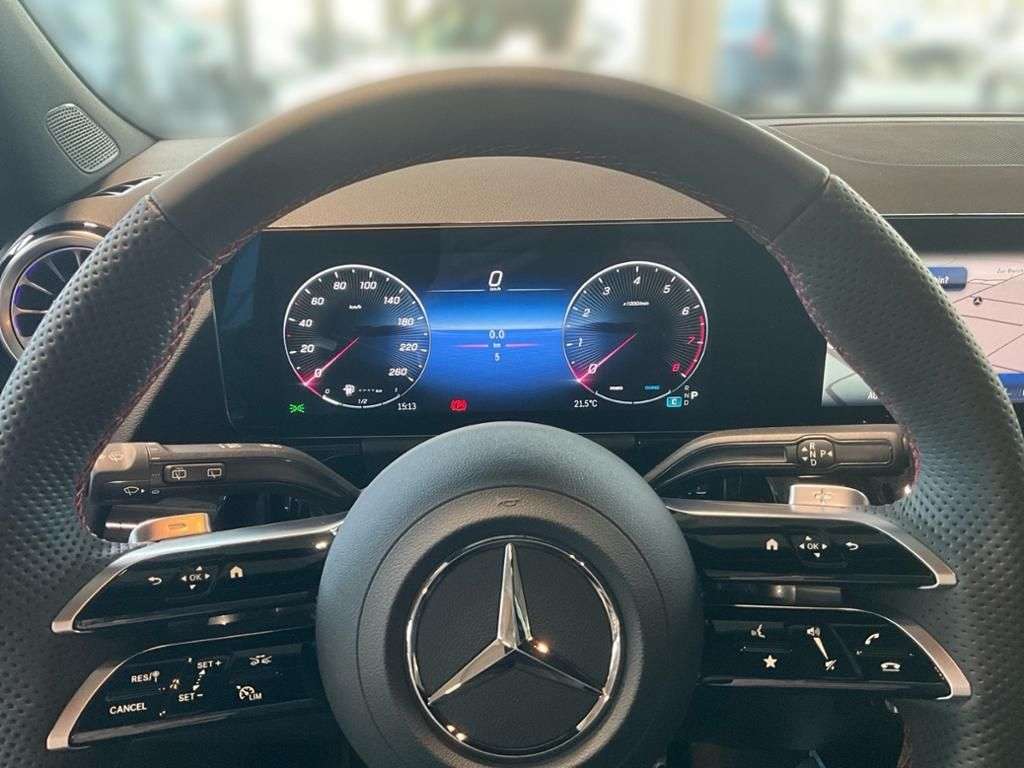Mercedes-Benz GLA 180
