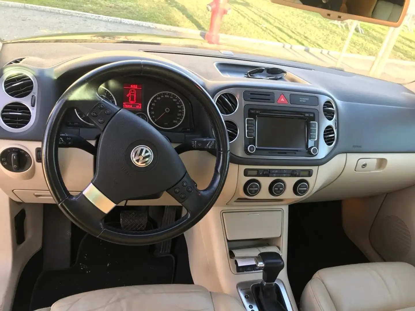 Volkswagen Tiguan Noir - 2