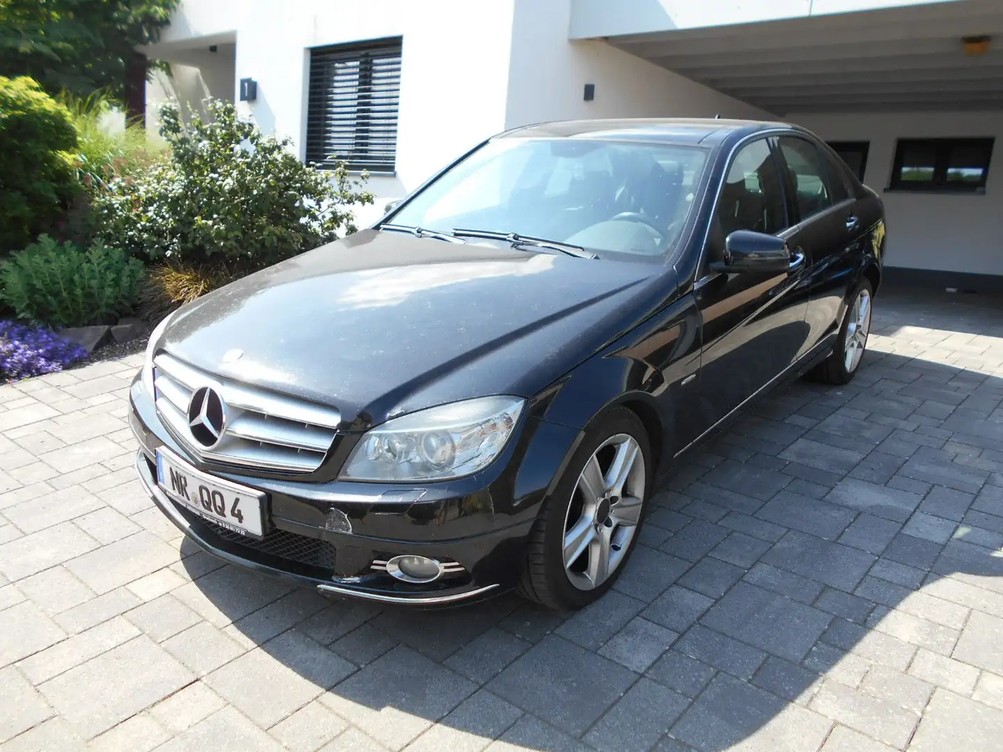 Mercedes-Benz C 350 C -Klasse Lim. C 350 CDI 4Matic (Allrad) Schwarz - 1