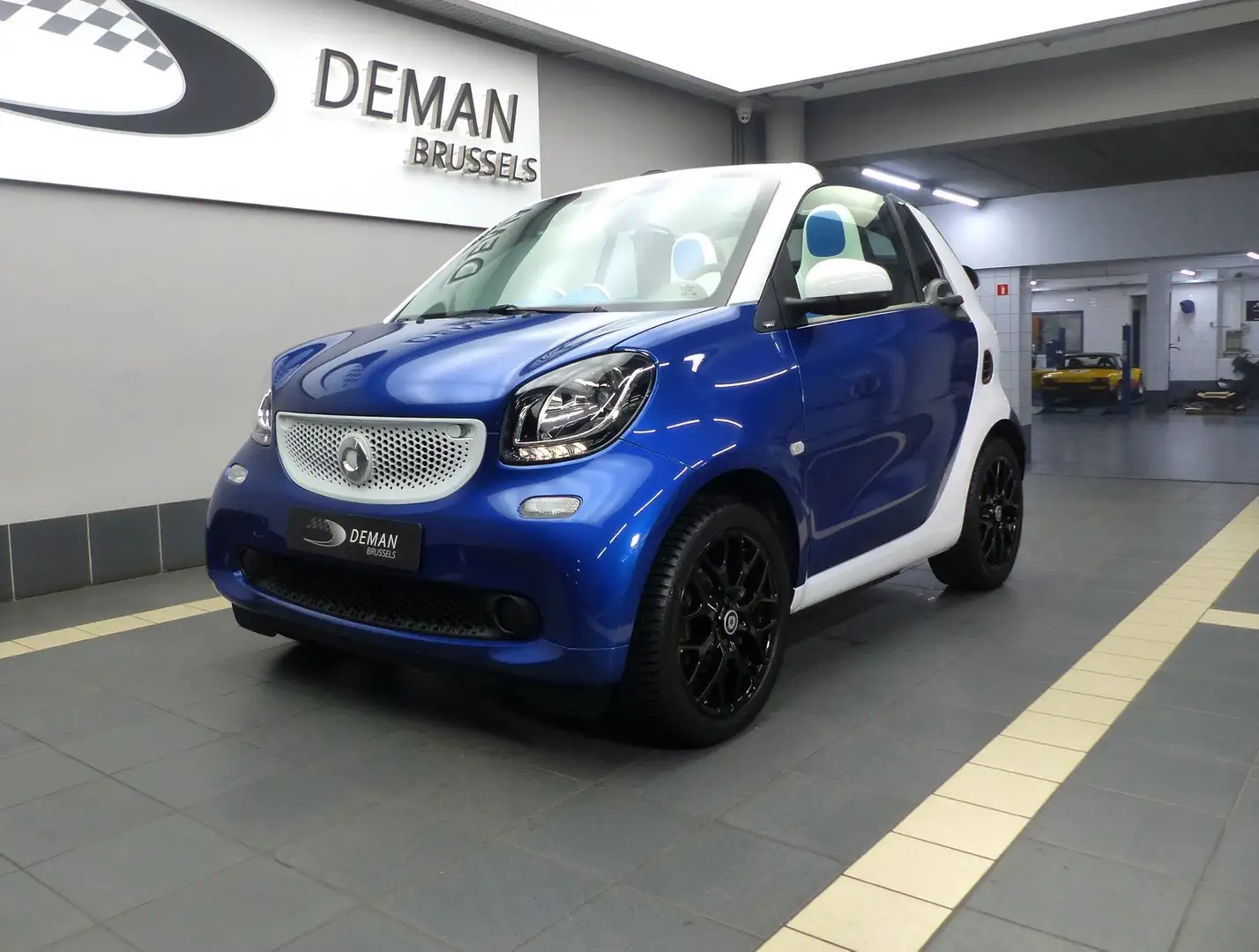 smart forTwo 0.9 Turbo DCT Cabriolet * Proxy limited edition * Blauw - 1