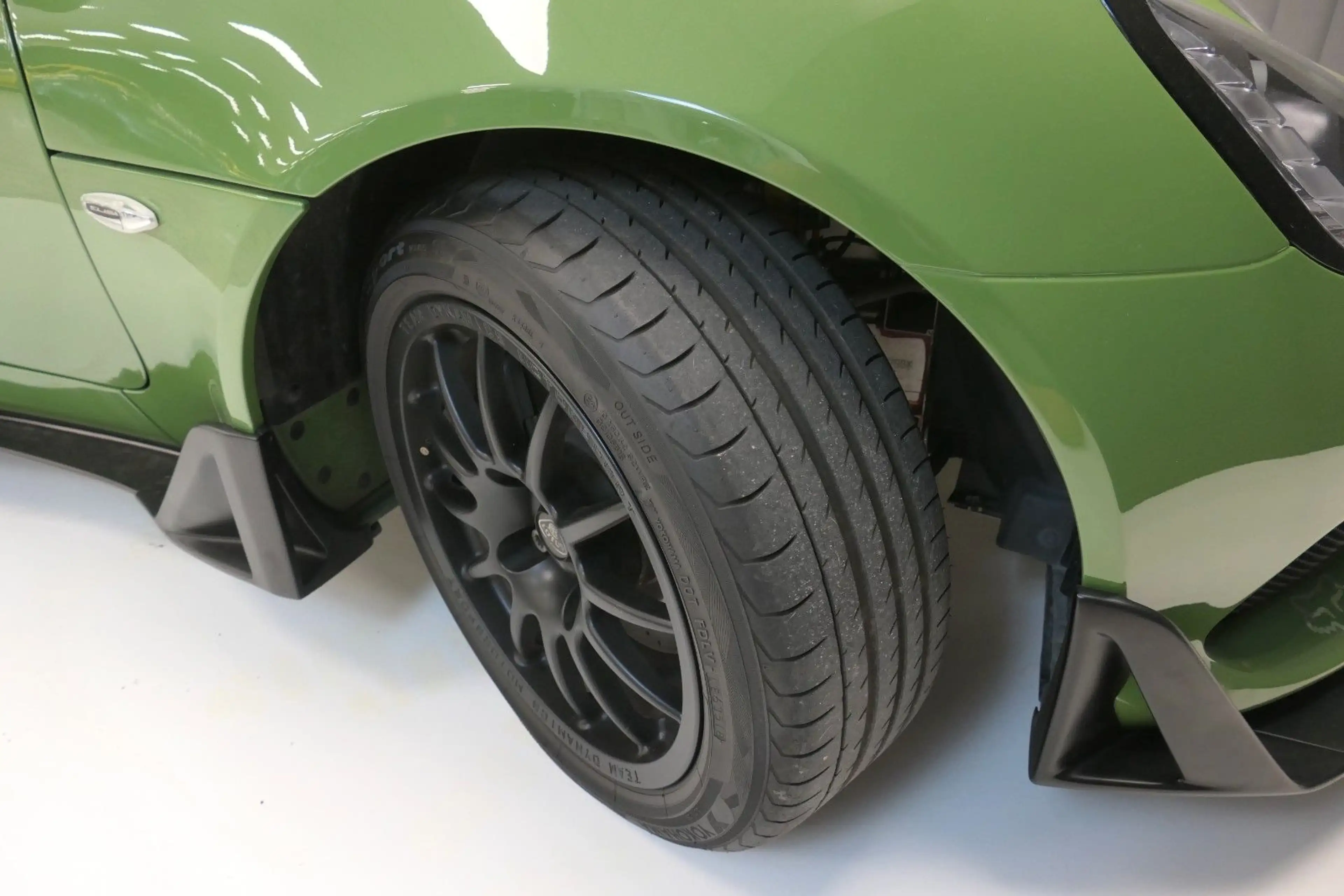 Lotus Elise Sport 220 - Cup lookalike - TD-Felgen — photo 11