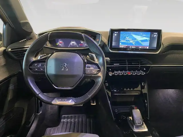 Peugeot 208 view 17