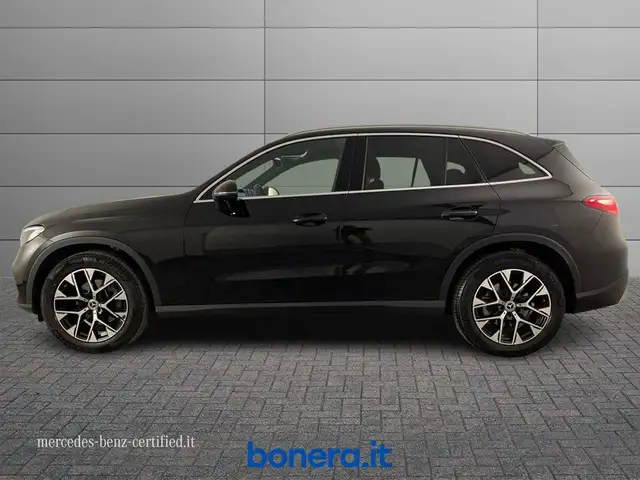 Mercedes-Benz GLC view 7