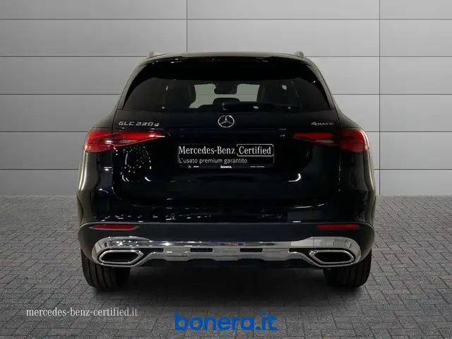 Mercedes-Benz GLC view 5
