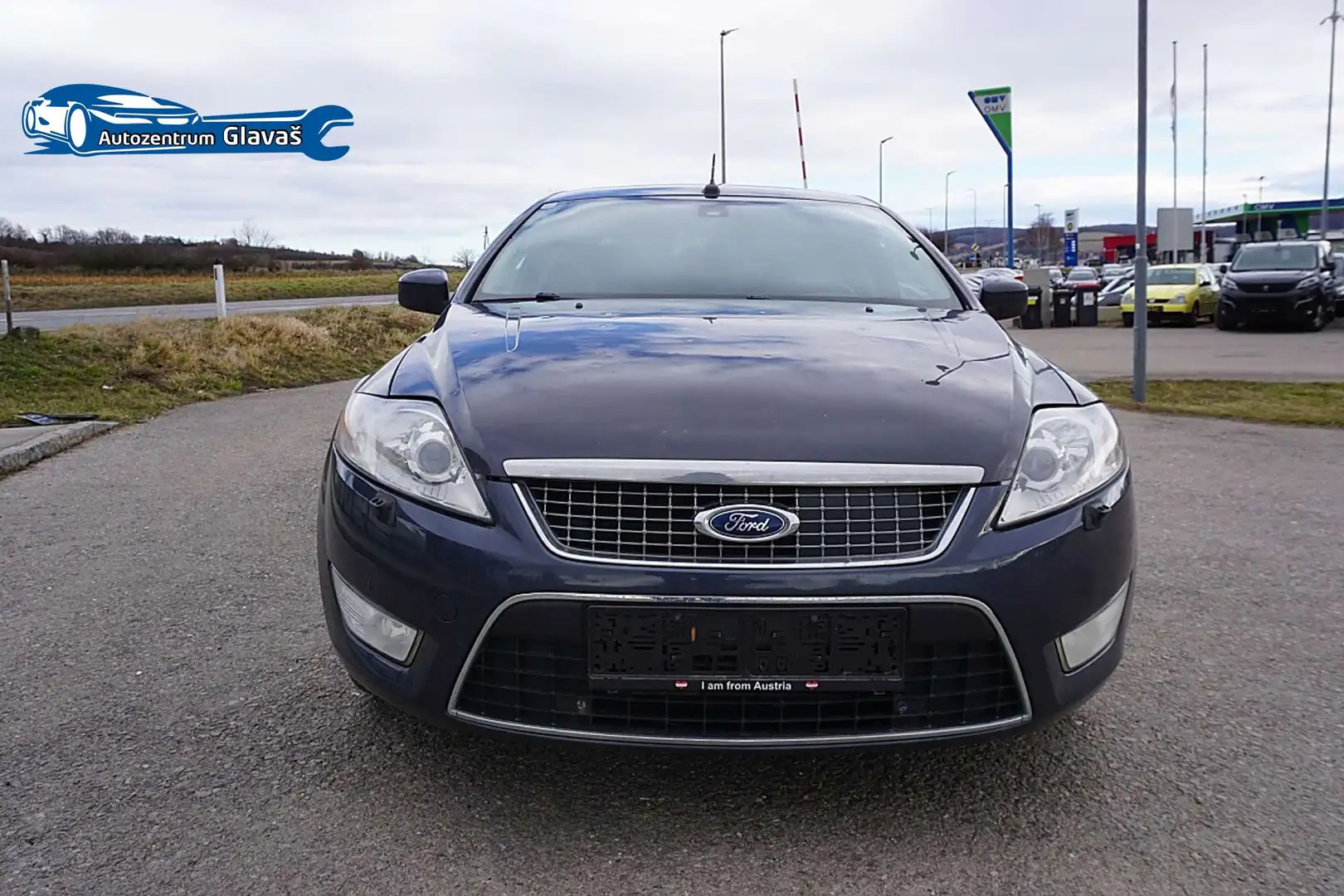 Ford Mondeo Titanium 2,2 TDCi DPF Grau - 1