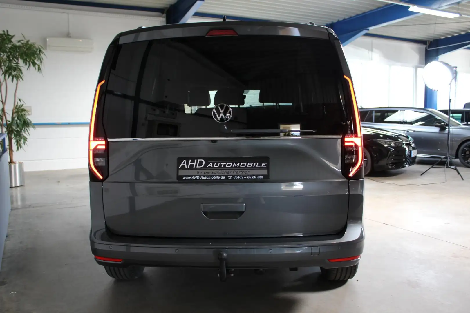 Volkswagen Caddy Caddy Style 2.0 TDI 4M 122 PS SOFORT VERFÜGBAR Grau - 2