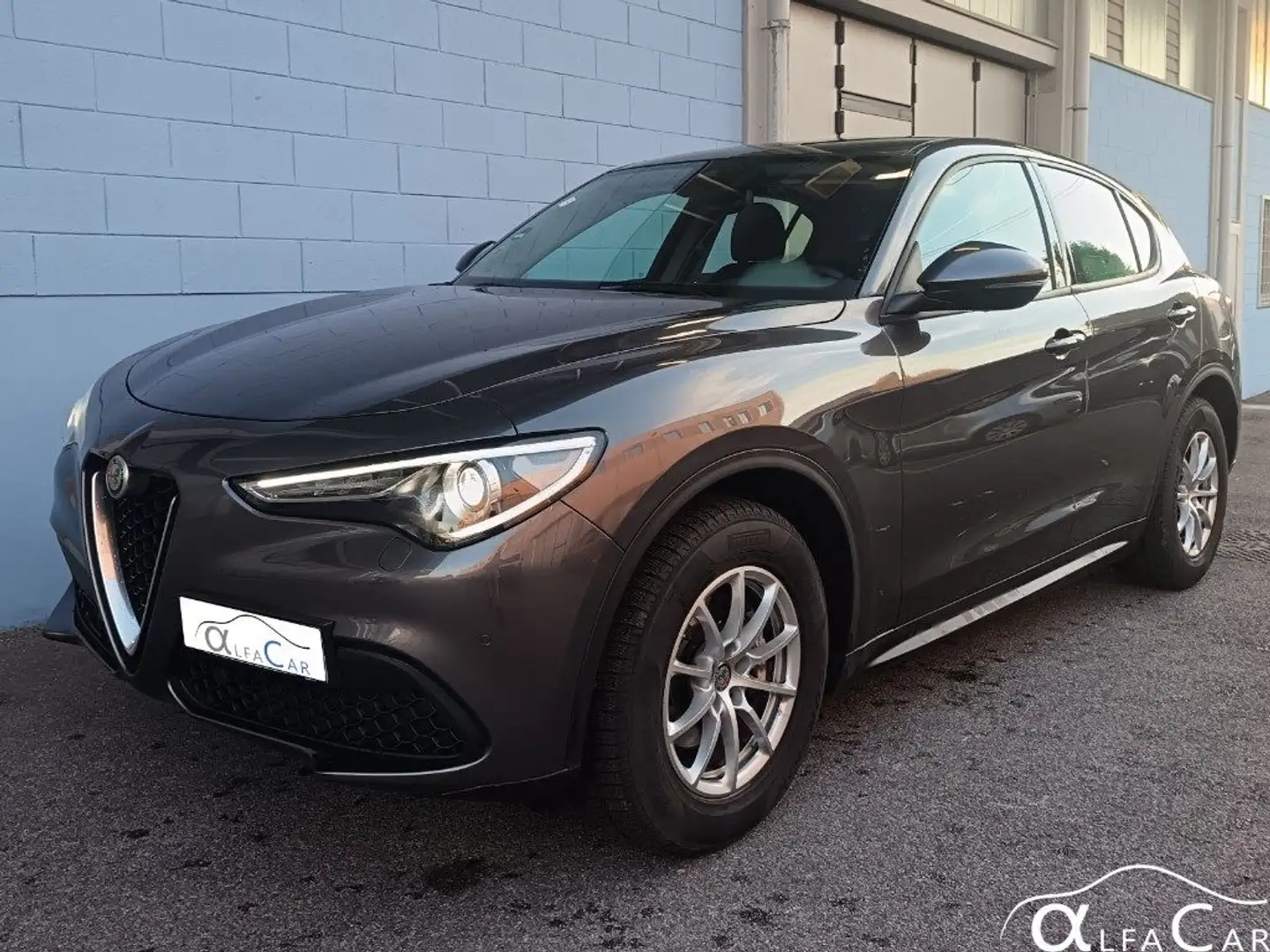 Alfa Romeo Stelvio 2.2 Turbodiesel 190 CV AT8 Q4 Business Grigio - 1