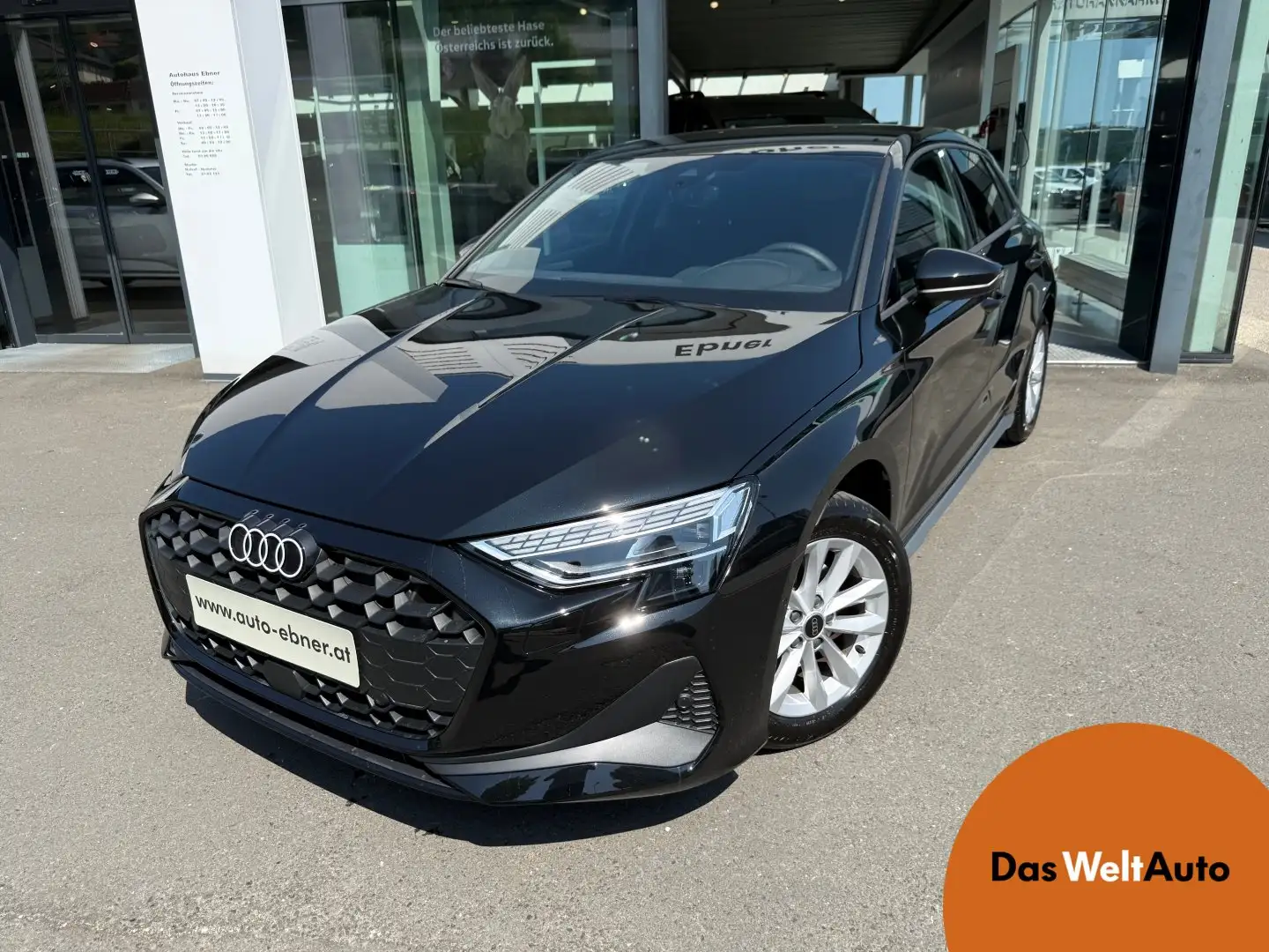 Audi A3 30 TFSI Noir - 1