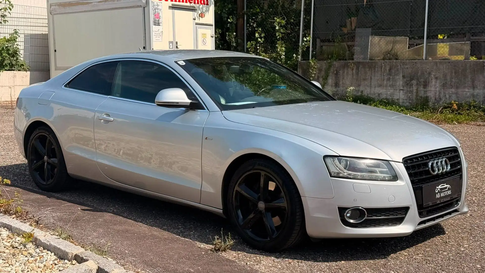 Audi A5 2.7 TDI DPF (140 kW) Silber - 1