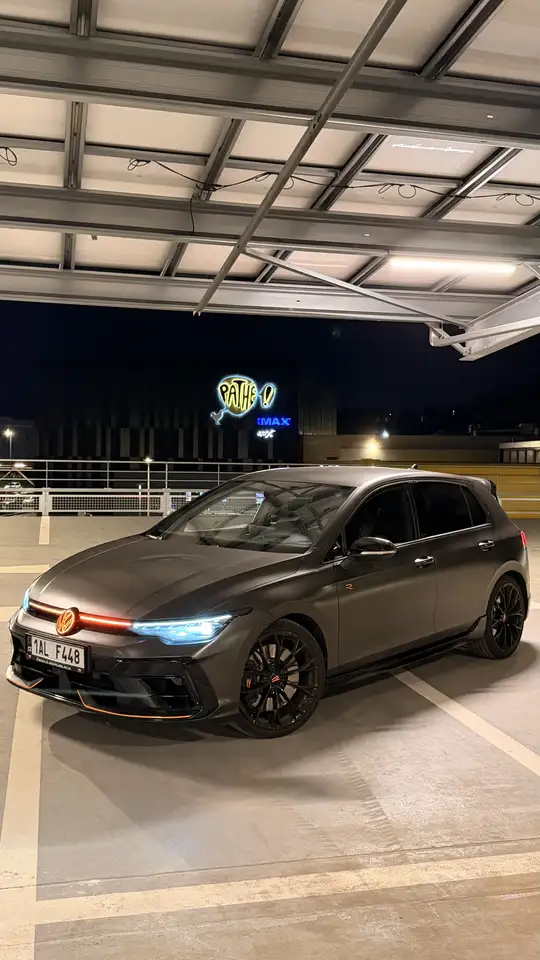 Volkswagen Golf R