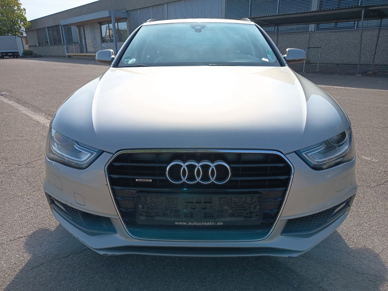Audi A4 Avant Attraction quattro S-line — photo 3