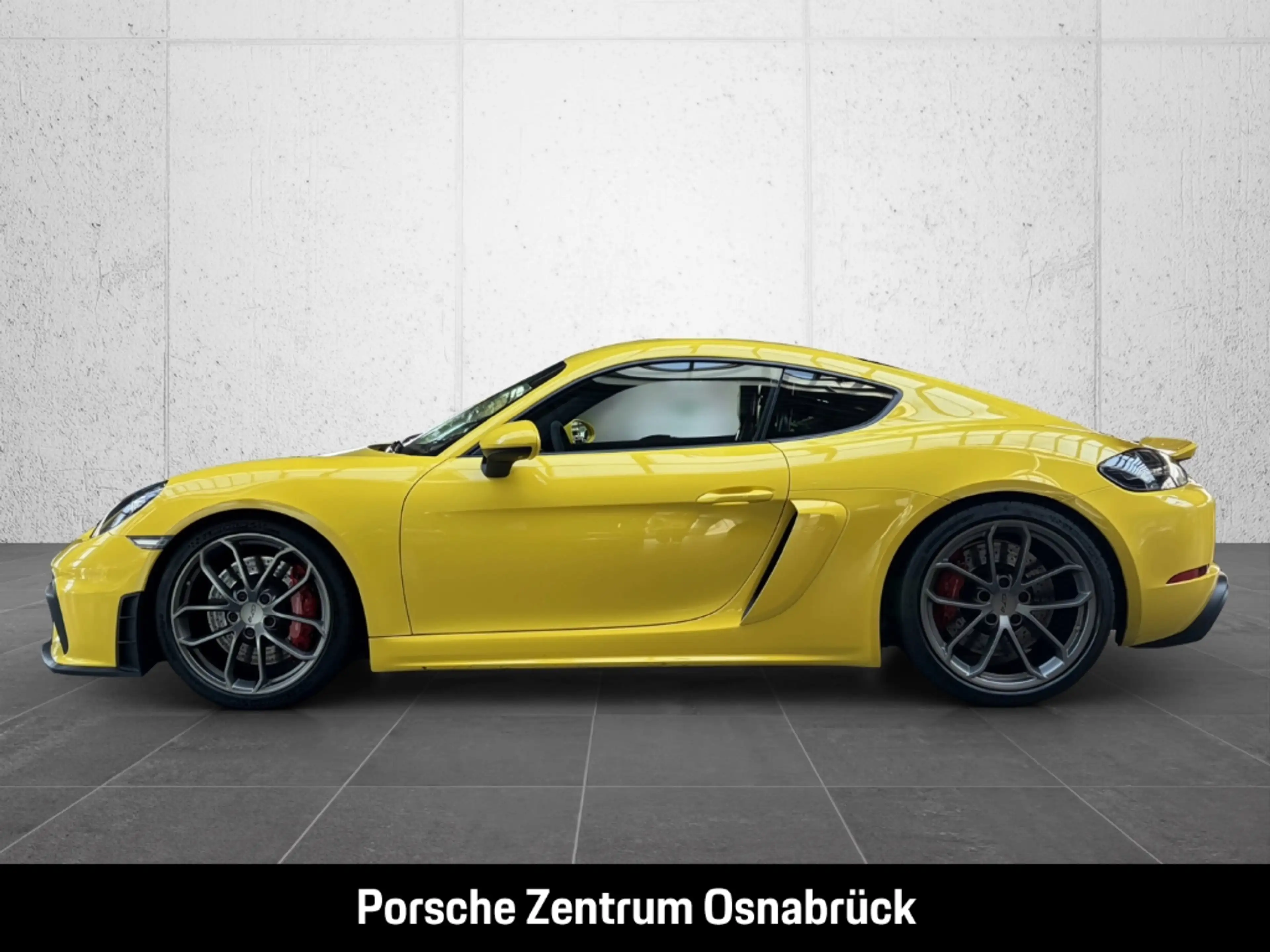 Porsche Cayman 718 GT4 — photo 2