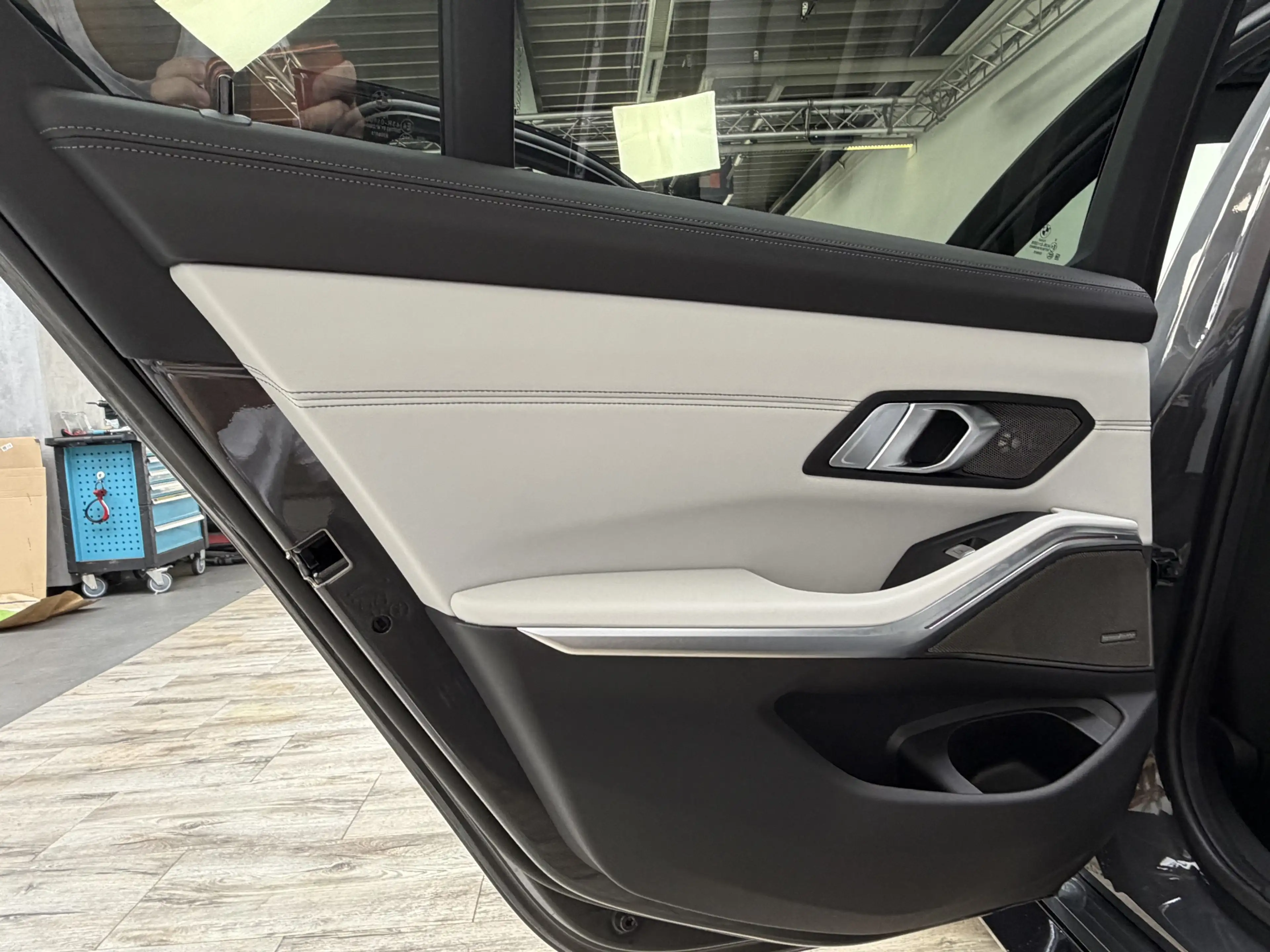 BMW M3 xDrive Competition Sitzlüftung ACC 360° Carbon — photo 19