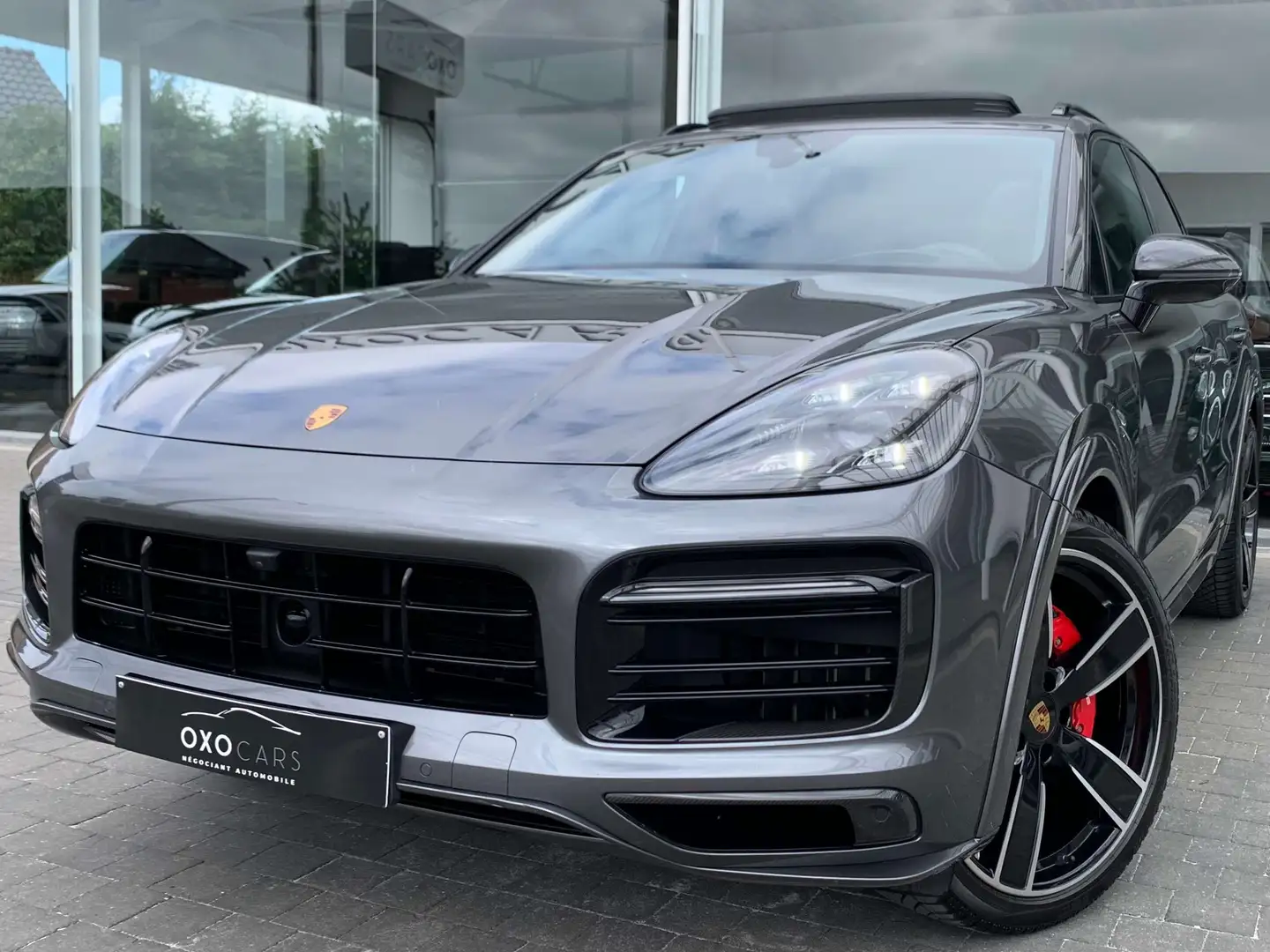 Porsche Cayenne GTS 4.0 Bi-Turbo V8 / FULL OPTIONS / CHRONO / 360 Gris - 1