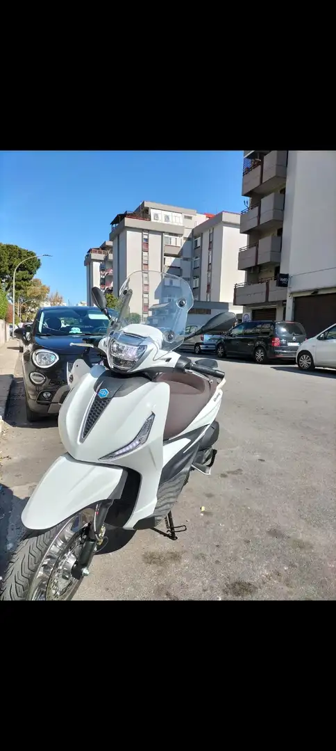 Piaggio Beverly 300 Alb - 2