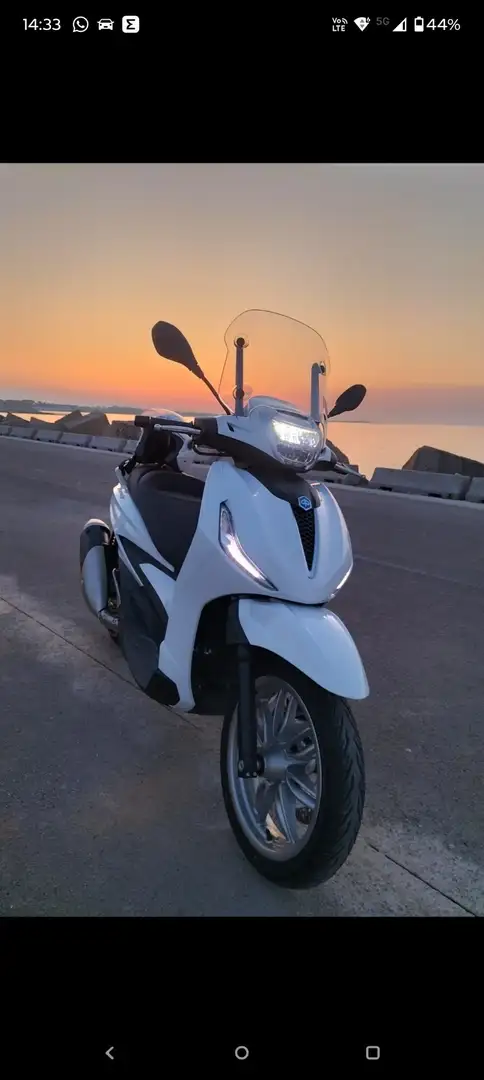 Piaggio Beverly 300 Alb - 1