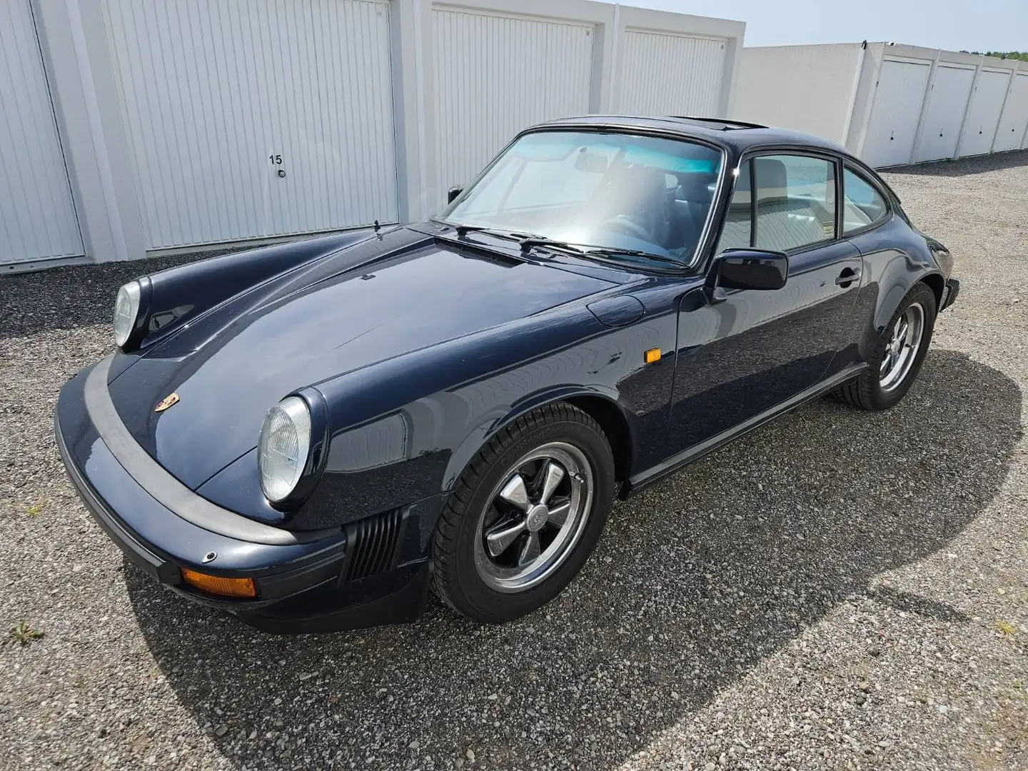 Porsche 911 911 Carrera Blau - 1
