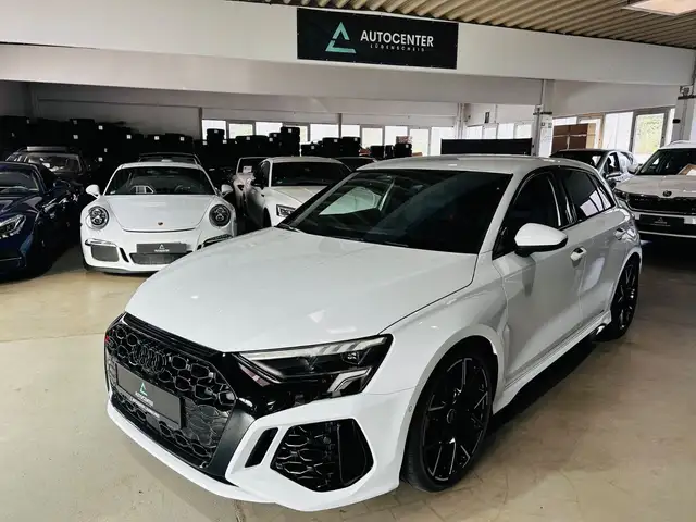 Audi RS3 Sportback 2.5 TFSI *B&O*SPORT AGA*MATRIX*