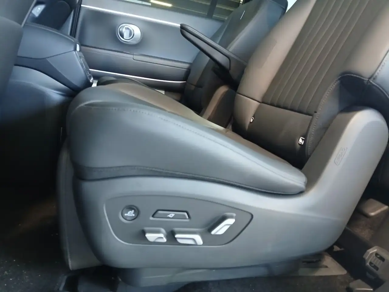 Hyundai IONIQ 9 2026 — фото 12