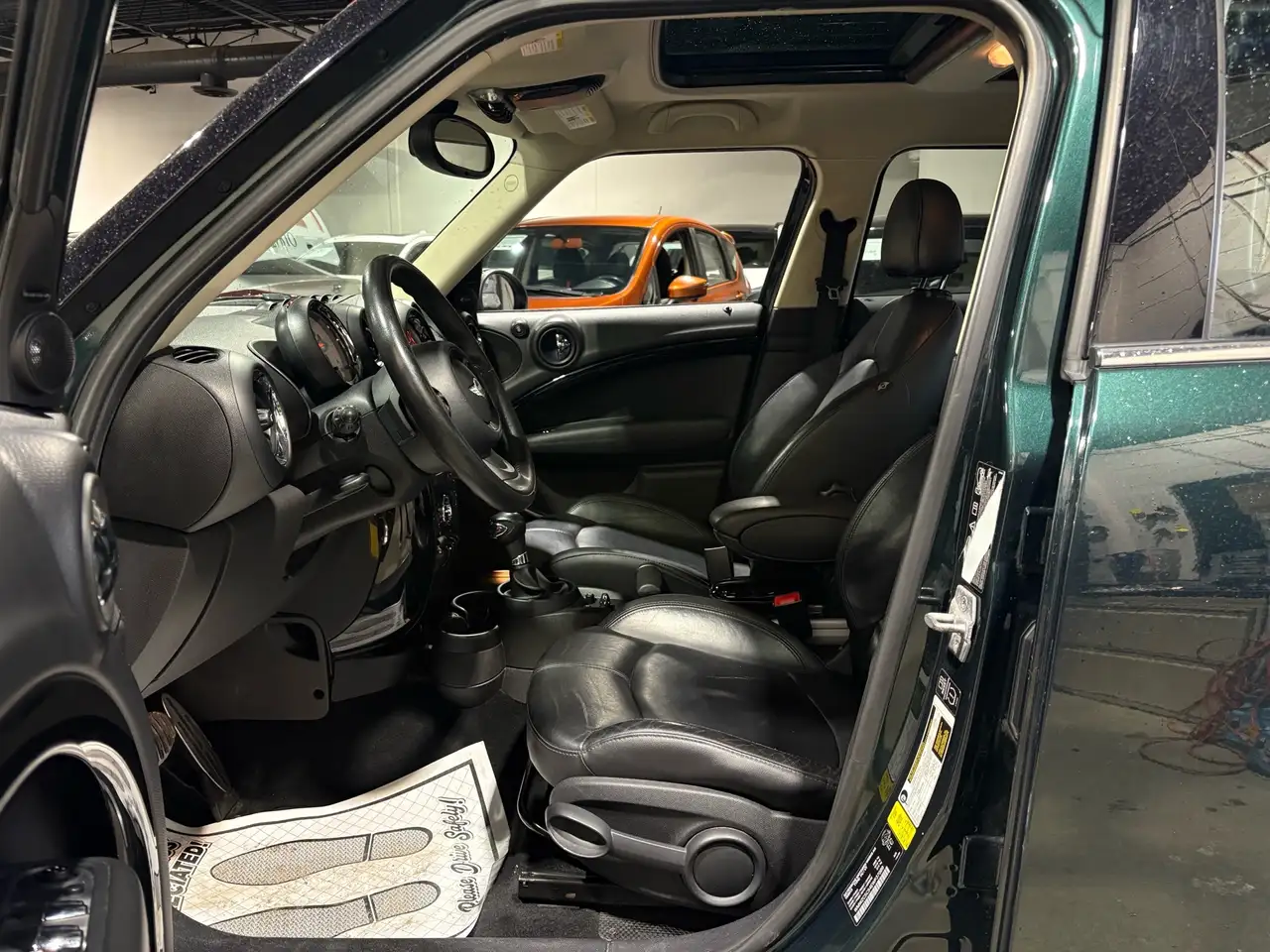 MINI Cooper Countryman photo MINI Cooper Countryman