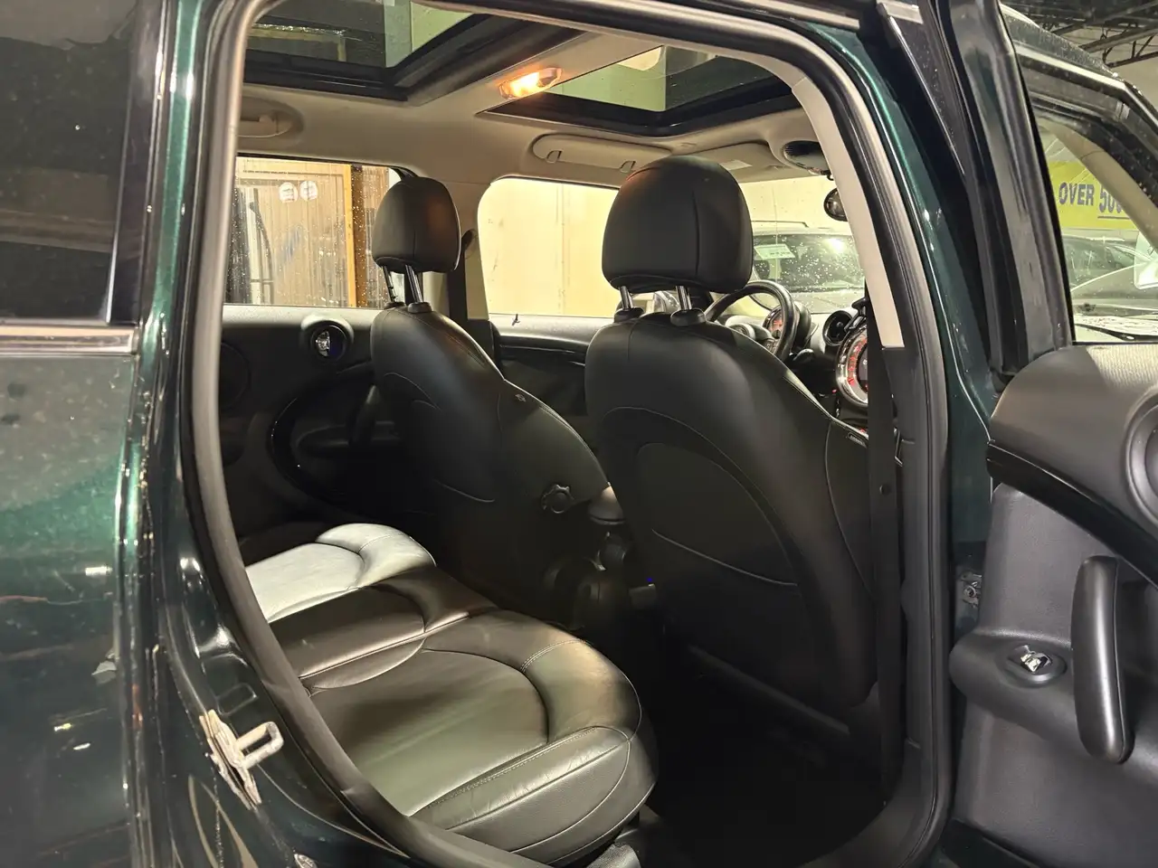 MINI Cooper Countryman photo MINI Cooper Countryman