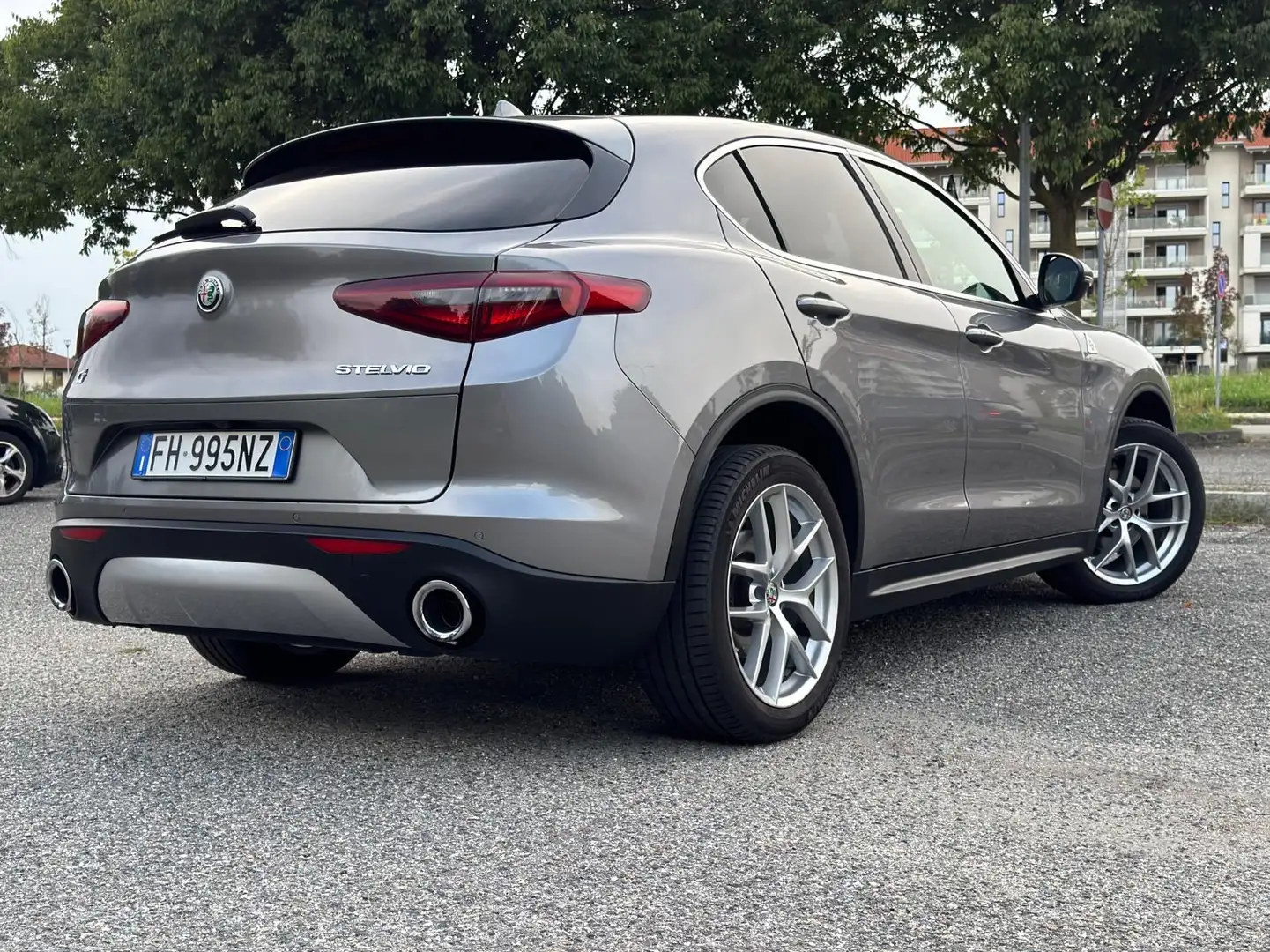 Alfa Romeo Stelvio Q4 First Edition - 2