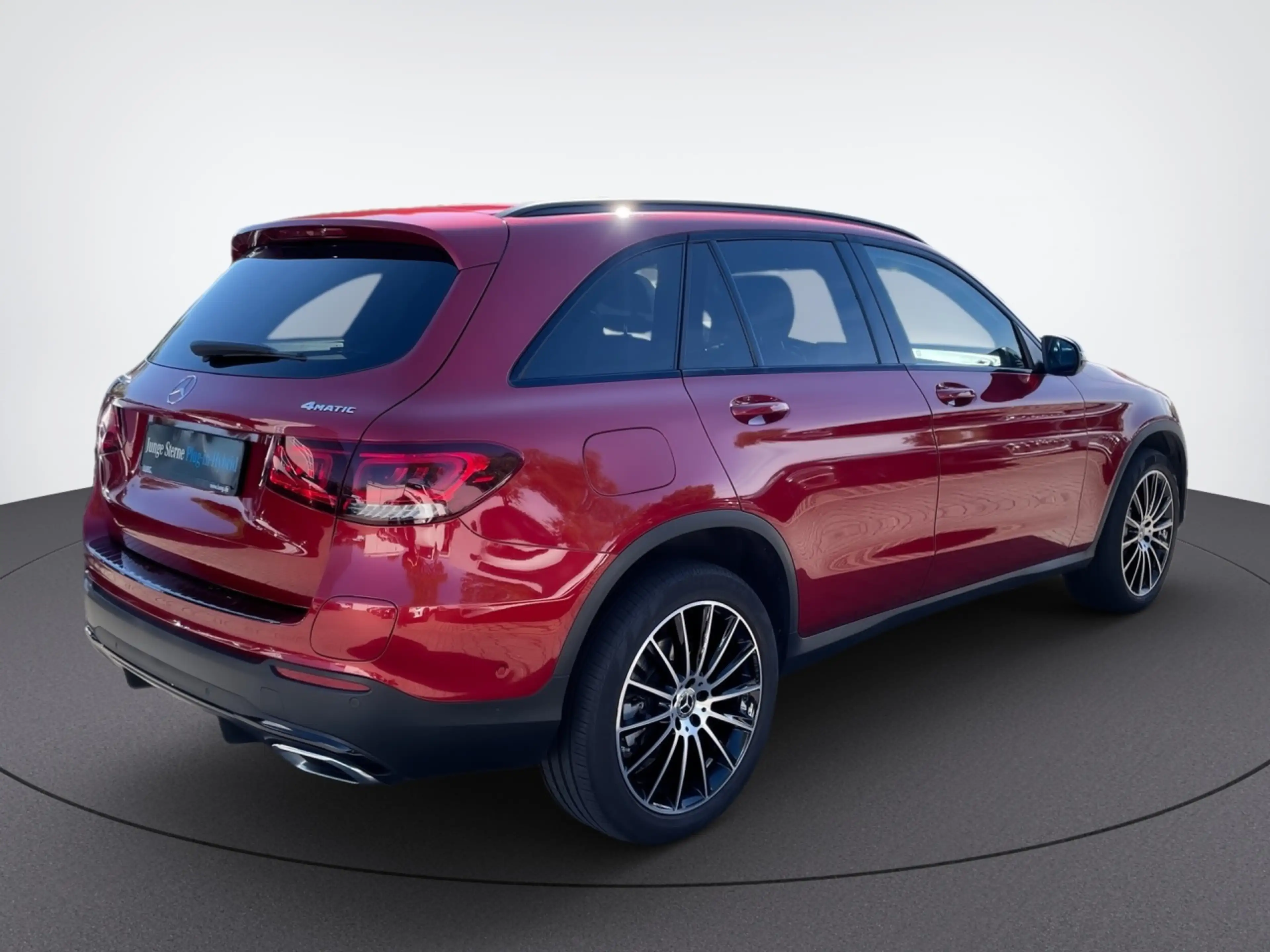 Mercedes-Benz GLC 300 e 4M Augmented Distronic Night Perf 360 — photo 5