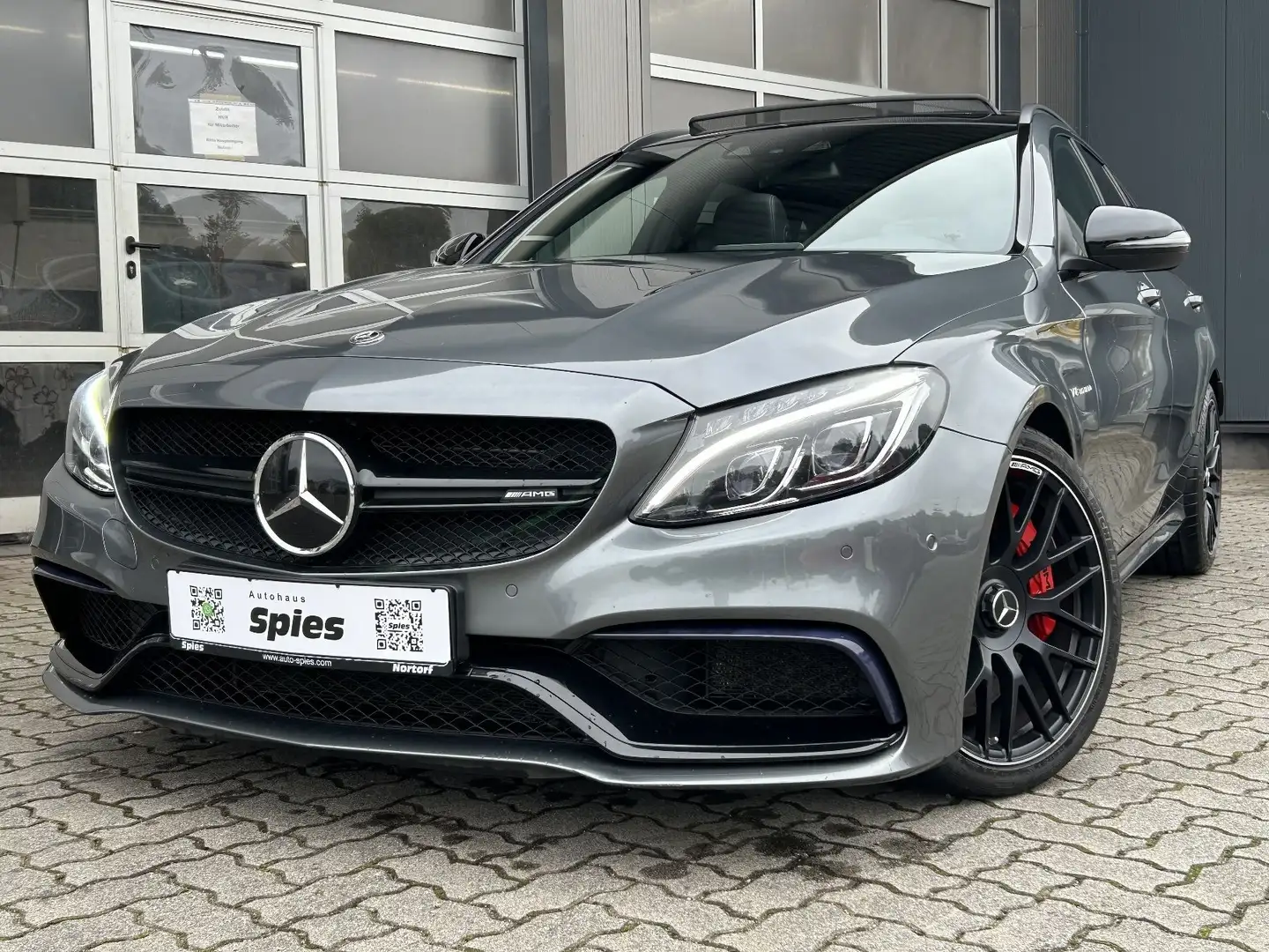 Mercedes-Benz C 63 AMG S / Panorama / ACC / Alcantara Gris - 2