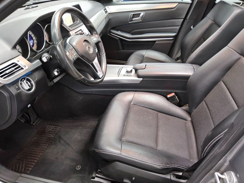 Mercedes-Benz E 220 T BT Avantgarde T-Leder Navi LED GSD AHK — photo 8