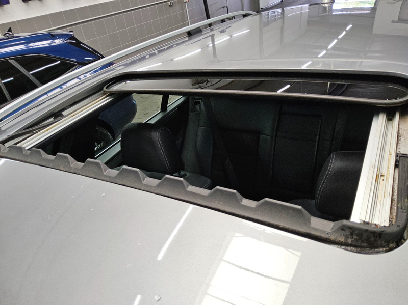 Mercedes-Benz E 220 T BT Avantgarde T-Leder Navi LED GSD AHK — photo 11