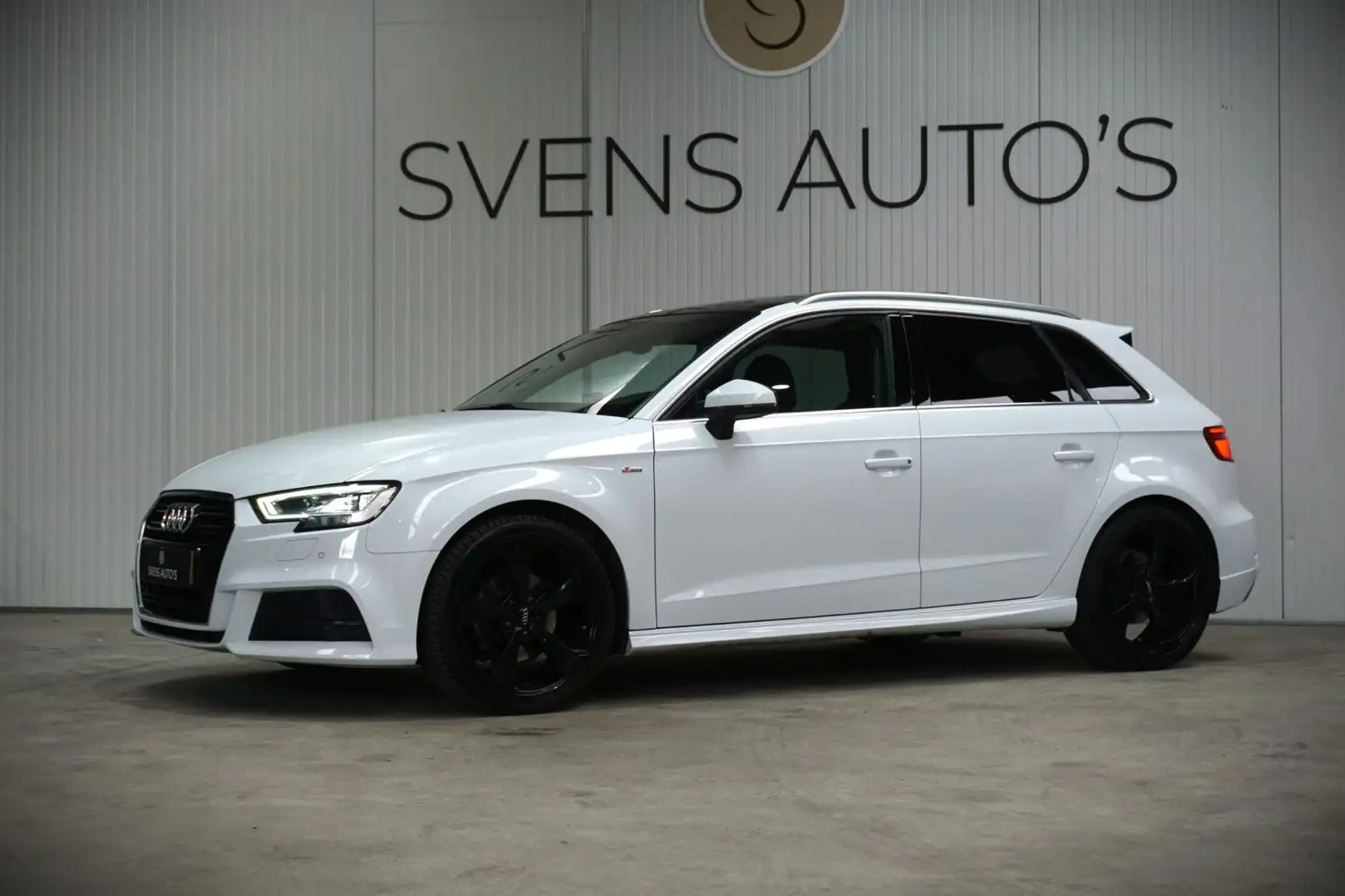 Audi A3 Sportback 35 TFSI 150pk S-Line Panodak|LED|19" Zwa Blanc - 2
