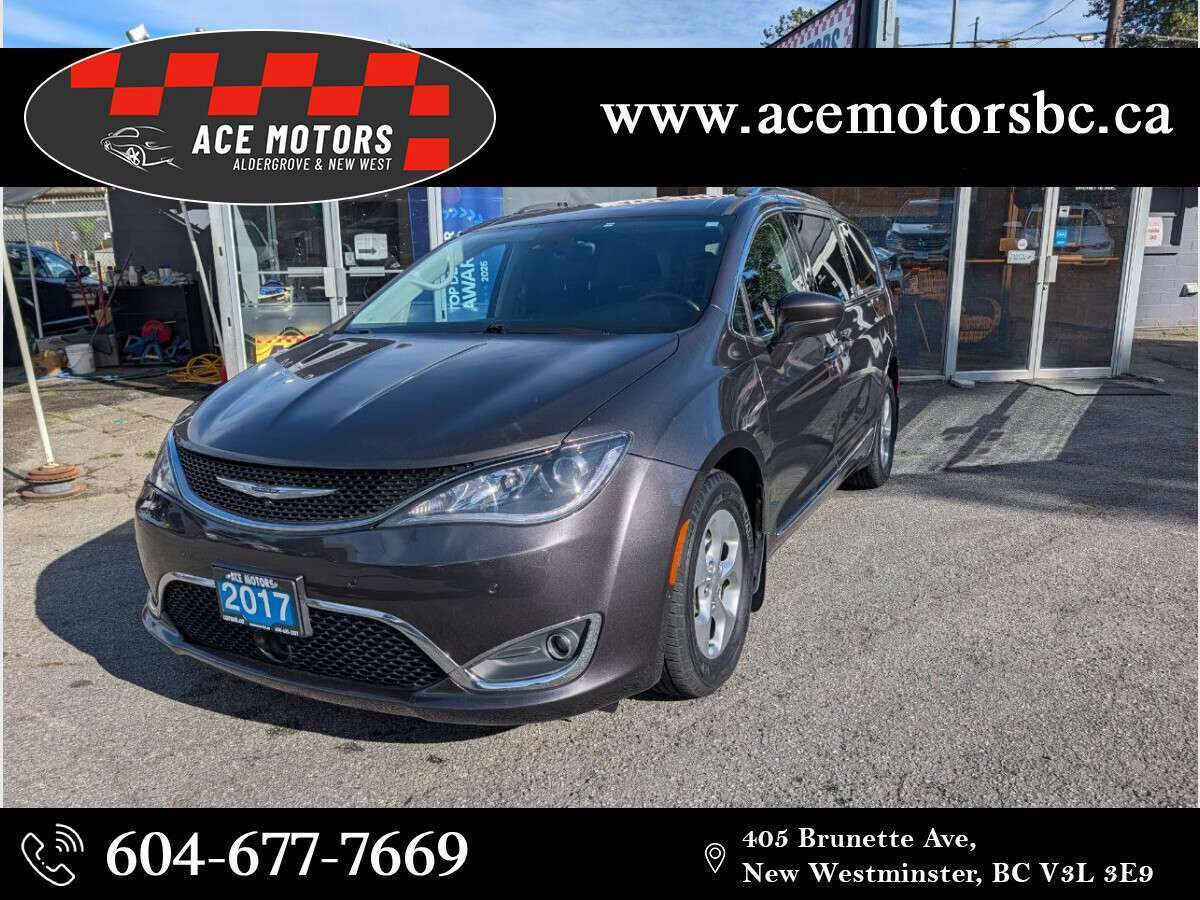 2017 Chrysler Pacifica Touring L Plus