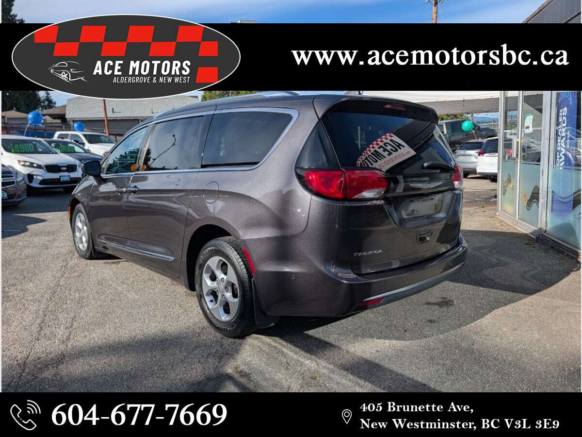 2017 Chrysler Pacifica Touring L Plus — снимка 1