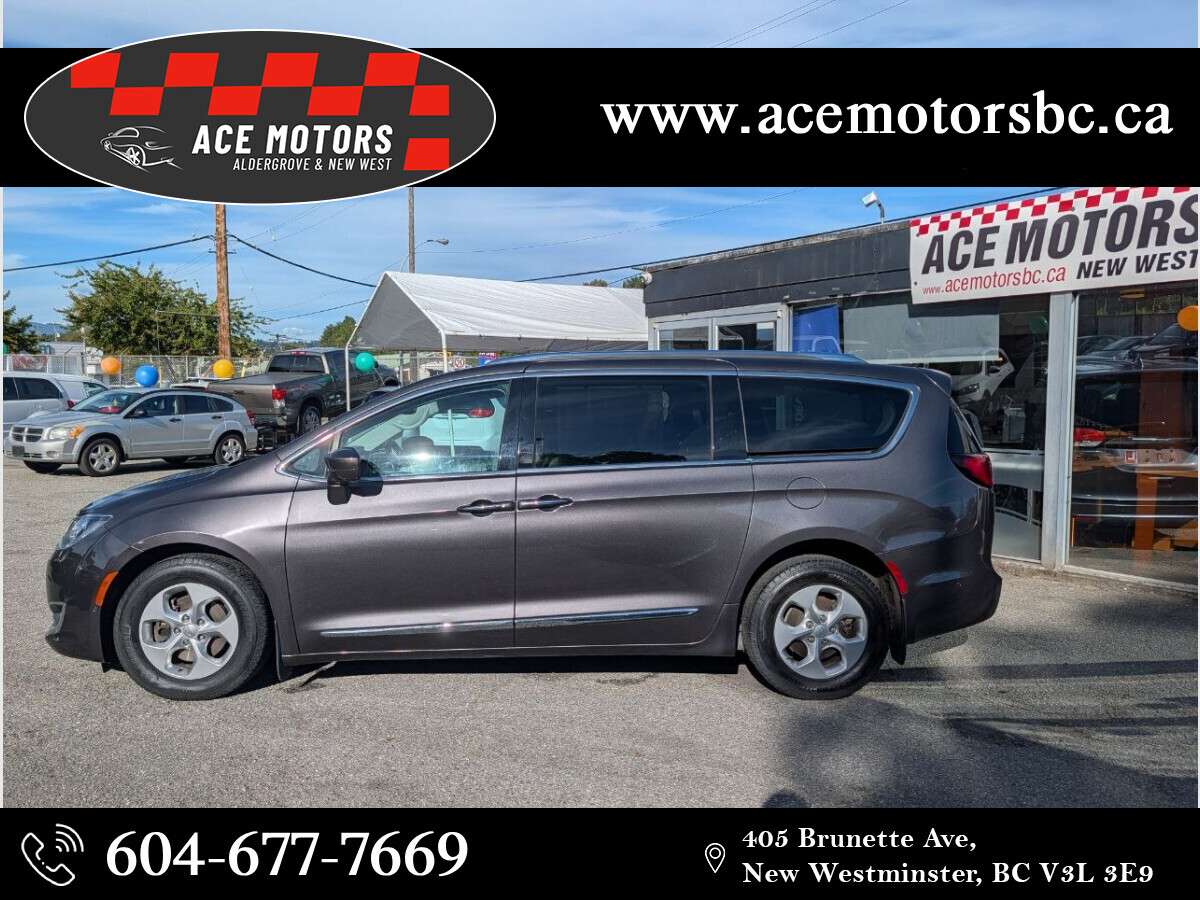 2017 Chrysler Pacifica Touring L Plus — снимка 1